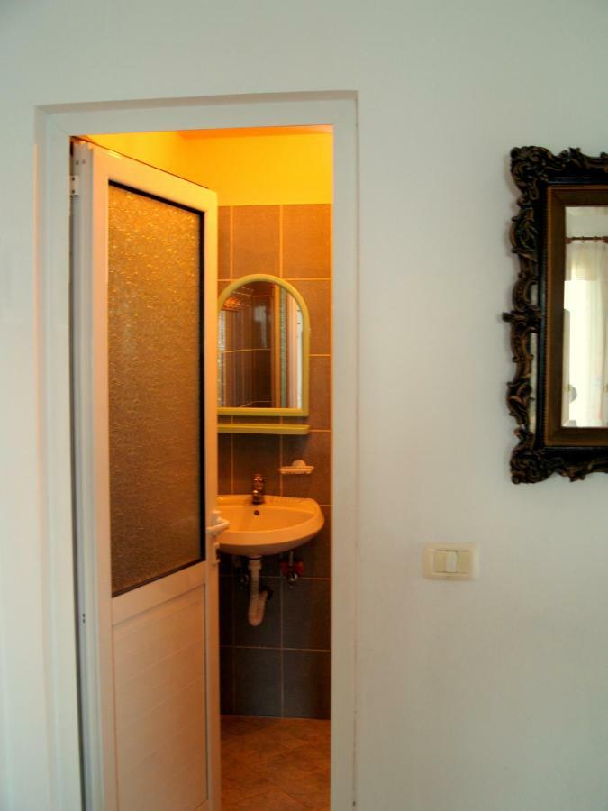 Q Bay Apartments Qeparo Rom bilde